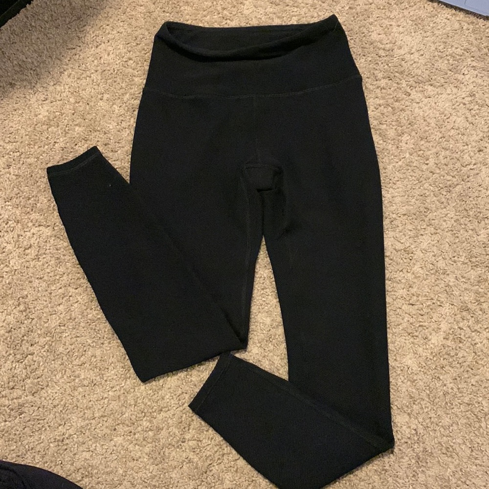 black leggings